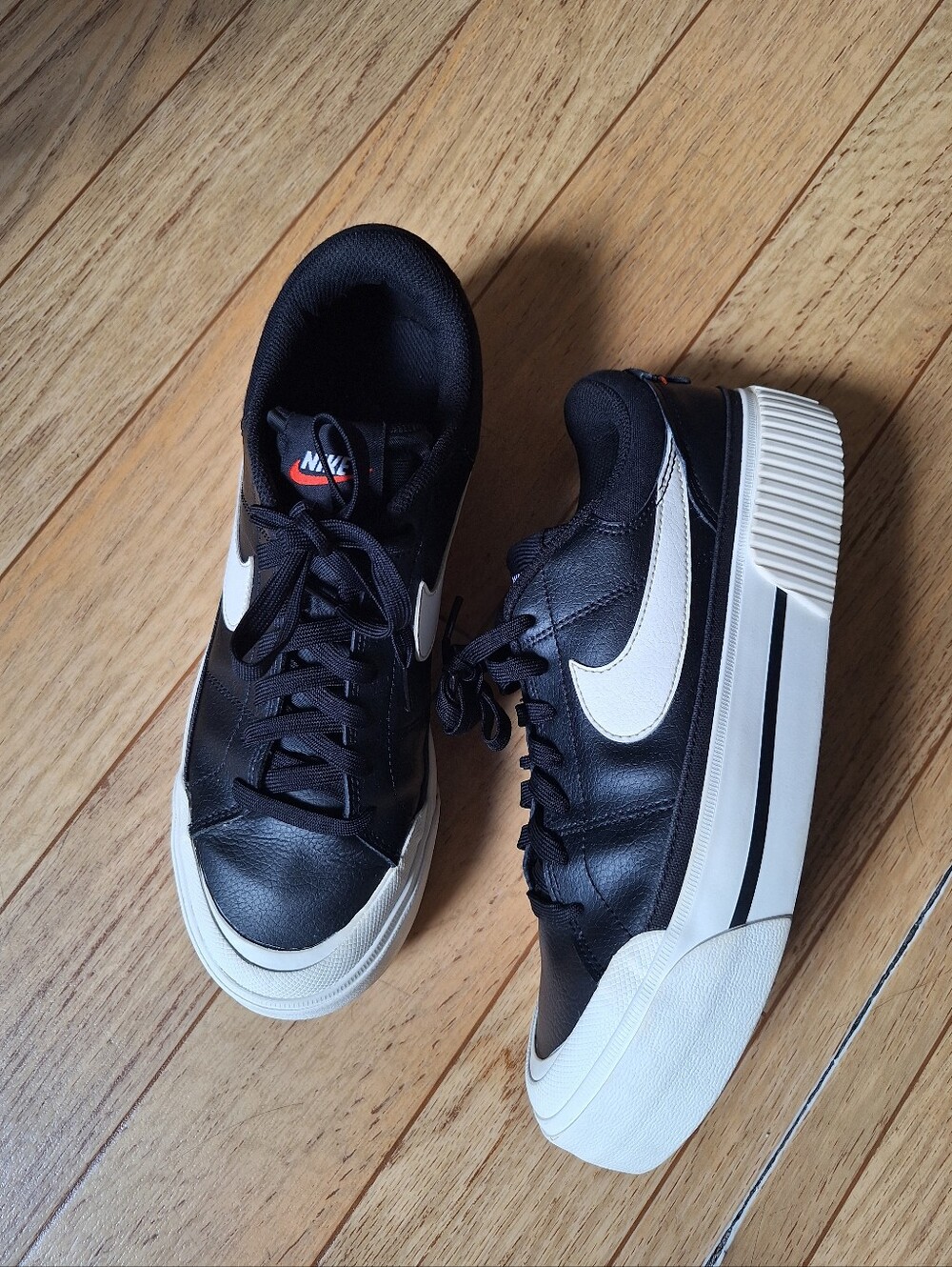 Nike Court Legacy Lift Women's  Platform Sz 10